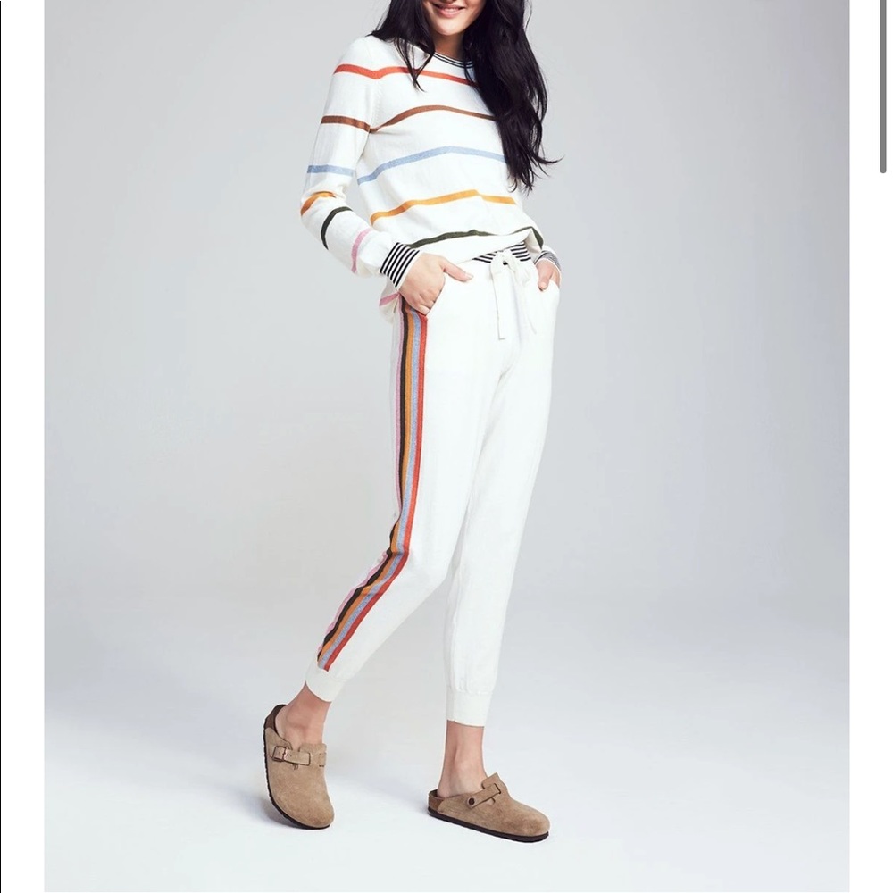 FAHERTY Surf Jogger

Ivory Stripe